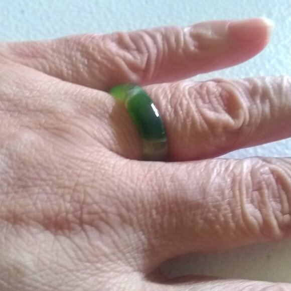 Beautiful Green Banded Agate ~ Slim Stone Ring Band Size 7 ~ Prosperity Rings - Picture 12 of 13